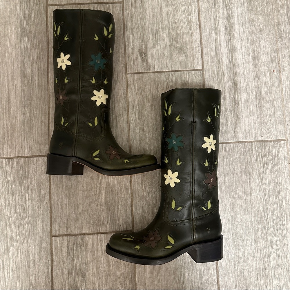 Frye Campus 14L Anthropologie Floral Olive Green Boot NIB 9.5 - Picture 2 of 5